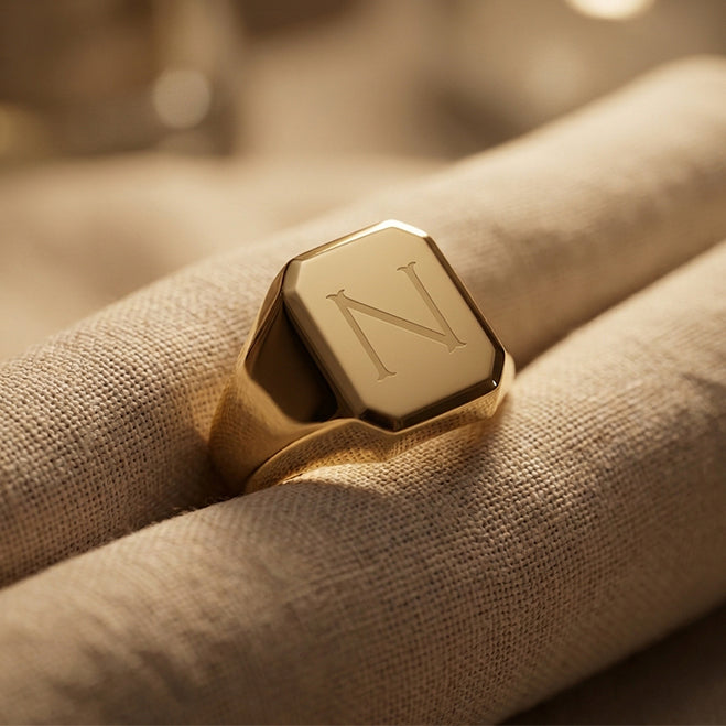 14K Yellow Gold Polished Rectangular Signet Ring