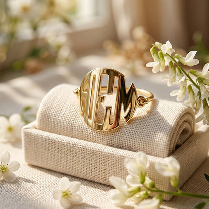 14k Gold 3 Initial Disc Monogram Block Wire Ring | Polished Finish