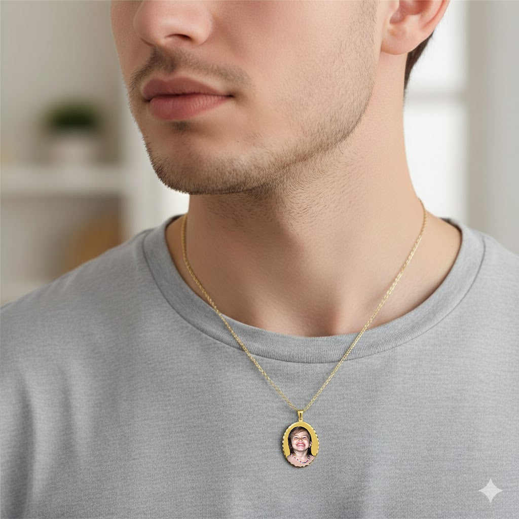 Oval Picture Pendant with Diamond Cut Edge - Personalized Custom Jewelry with Your Pictures | Sterling Silver