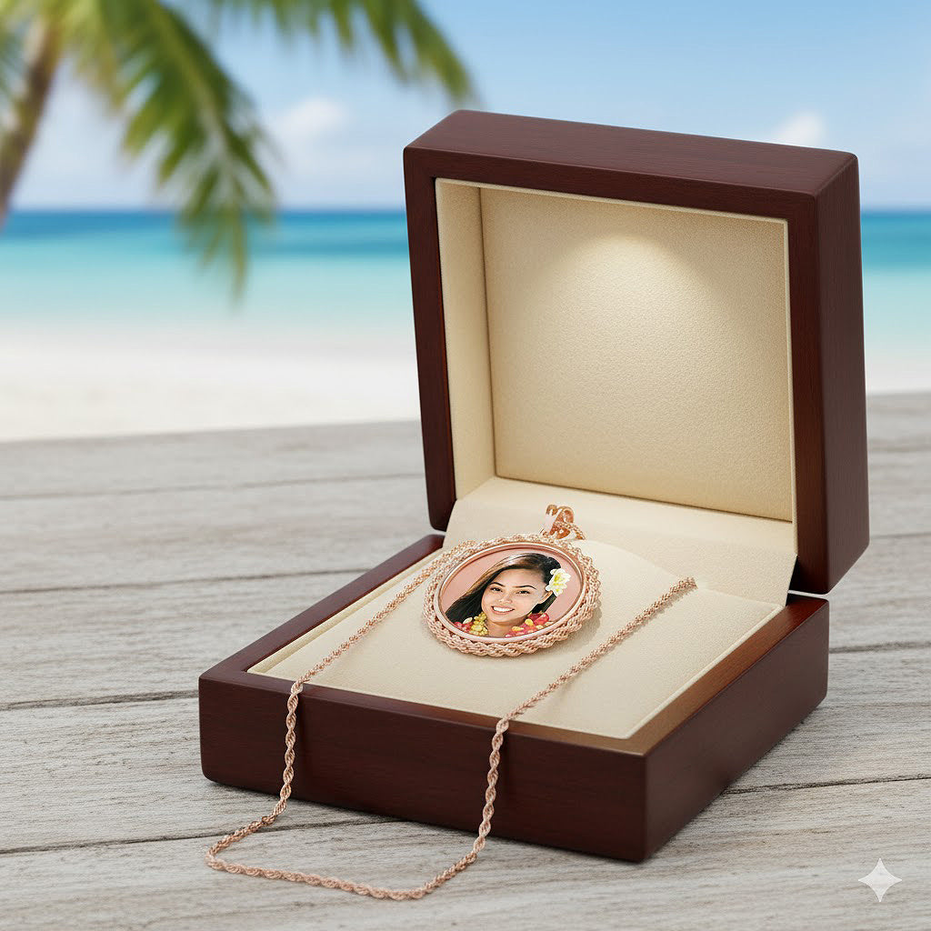 Round Shape Picture Pendant with Glass in a Rope Design Frame in Sterling Silver or Solid 14k Gold