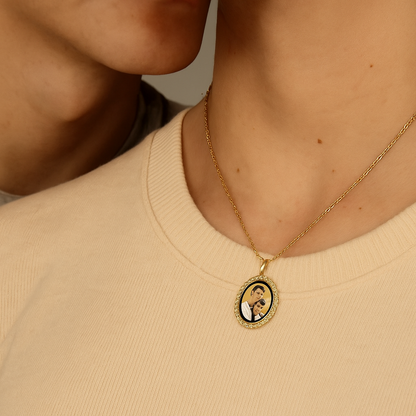Oval Picture Pendant - 14K Gold Charm with Rope Chain Frame, Black Border, and Personalized Photo of Your Choice