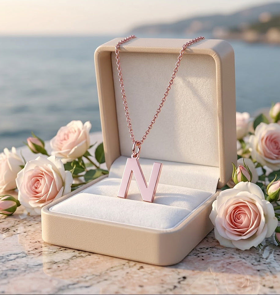 Single Initial Block Pendant in 14K Gold | 14mm