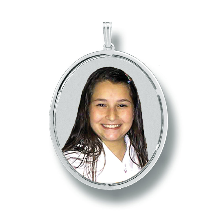 Oval Picture Pendant with Cut-Out - Personalized Custom Jewelry with Your Pictures | Sterling Silver